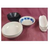 Bowls and 6 corn holders