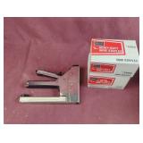Craftsman stapler with staples.