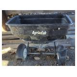 Agri fab spreader has flat tires