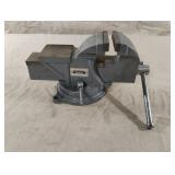 Central Machinery vise