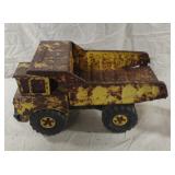 Vintage Tonka metal dump truck