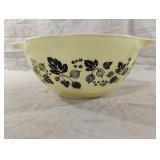 Vintage Yellow Pyrex Gooseberry 444 Cinderella