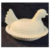 Vintage Indiana Glass milk glass hen on nest
