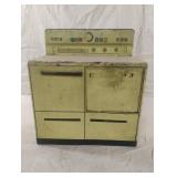 Vintage Wolverine tin toy stove