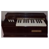 Vintage 1950ï¿½s Magnus Model 300 Electric Brown