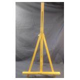 Table wood easel up to 26" tall