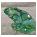 Vintage Fenton frog figurine