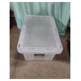 60 quart clear storage tote