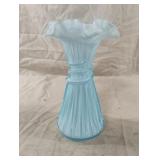 Vintage Fenton Art Glass "Wheat" pattern vase