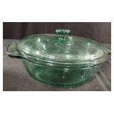 Anchor Hocking 2 qt green casserole dish with lid