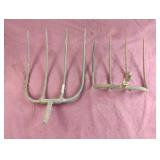 Vintage pitchfork heads