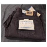 Liz Claiborne Jeans 14 petite. Short Length.