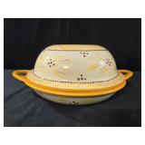 Temp-tations Old World Yellow shallow baker and