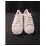 Adidas tennis shoes size 7