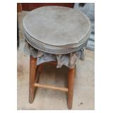 Wooden stool 13 x 23