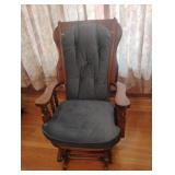 Slider rocker 28 1/2 x 39 1/2 x 24