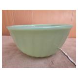 vintage Fire-King Jadeite swirl pattern mixing