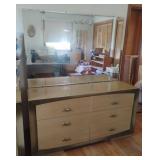 Vintage Albert Distinctive Modern Furniture