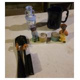 vintage horse-themed shoehorn and lint brush set,