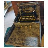 Vintage Corona type writer