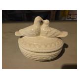 vintage Westmoreland Milk Glass "Kissing