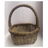 Handmade wicker and woven basket 14ï¿½ x 15ï¿½ tall