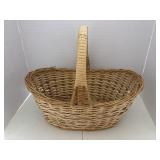 Handled gathering basket wicker 16.5ï¿½ x 10.5ï¿½ 14
