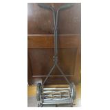 Push mower self powered very good condition 18