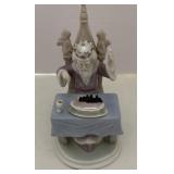 Porcelain King with blackbird pie, 342ï¿½2400 used