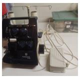 Huskylock 535D sewing machine