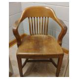 Wood chair 20 1/2 x 32 x 20