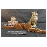 Cat figurine, wooden cat