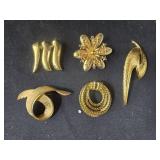 5 Vintage Goldtone Brooches