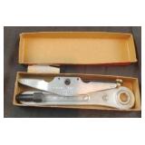 Stream-lined clamp master