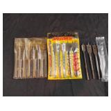 Auger drill bits