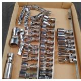 Snap-On swivel sockets