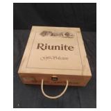Riunite Gift Selection wood box