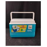 Igloo 9.9 U.S. Qt. cooler
