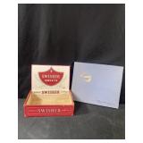 Vintage Swisher Sweets cigar boxVintage box of