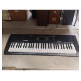 Vintage Alesis Melody61 keyboard