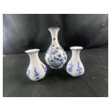 Japanese vases with blue  design