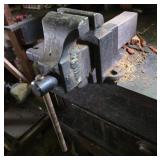 Vintage heavy-duty Prentiss Vise