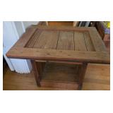 20.5x19.5x27 wooden end table