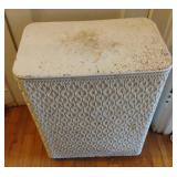 Vintage clothes hamper 19 1/2 x 26 x 11 1/2