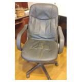 Office chair 25 x 41 x 22