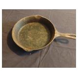 Cast iron skillet
