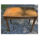 25x22x15 piano benh with storage