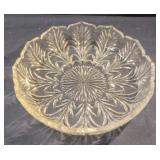 FIFTH AVENUE CRYSTAL LTD 9 Inch Palm Leaf Bowl