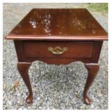 21x23x27 thomasville furniture end table