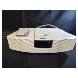 Bose White AM/FM Wave Radio AWR1-W1 With Remote